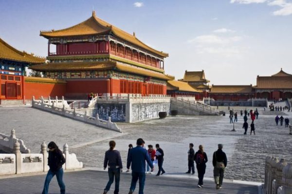La Vie des Étudiants Malgaches en Chine : Un Voyage Entre Défis et Opportunités